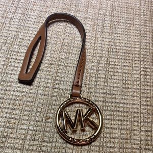 NWOT Michael Kors Hangtag